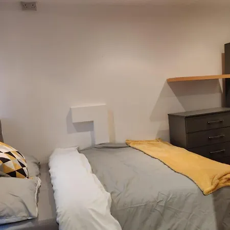 Prázdninový dům Super 7bed House - Hot Tub - Large Gathering Meets Leeds (West Yorkshire)