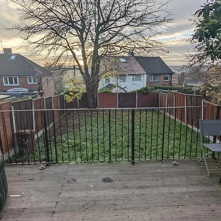 Super 7bed House - Hot Tub - Large Gathering Meets *
