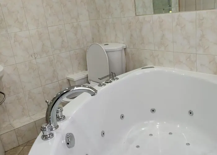 Super 7bed House - Hot Tub - Large Gathering Meets Semesterbostad